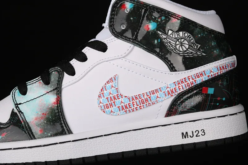 All categories Air Jordan Jordan series basketball shoes Air Jordan 1 Mid Air Jordan 1 Mid SE AJ1 Joe 1 naked eye 3D limited edition Chinese basketball shoes BQ6931-114